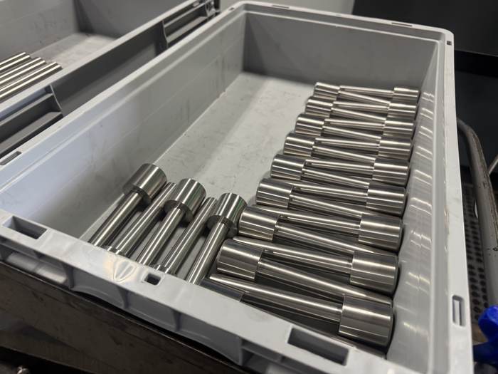 CNC-turned stainless shafts