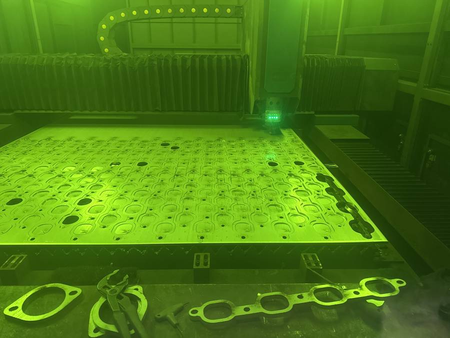 Fiber Laser Cutting In Process