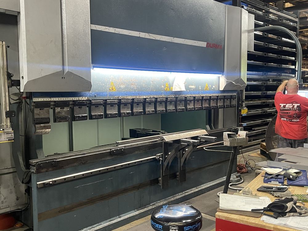Durma CNC press brake forming metal